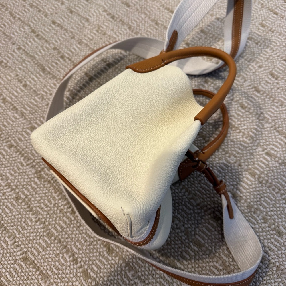 Like New! Loro Piana Micro Bale bag Calfskin Whisper White/Wheat Bran/Sun Gold - Picture 8 of 8